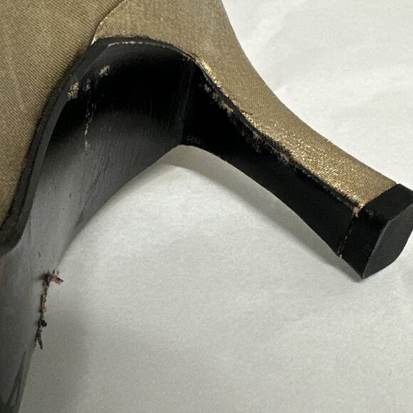 Stuart Weitzman Womans Size 5 1/2 B Gold Satin Square Toe Pumps High Heel Shoes - Picture 13 of 15
